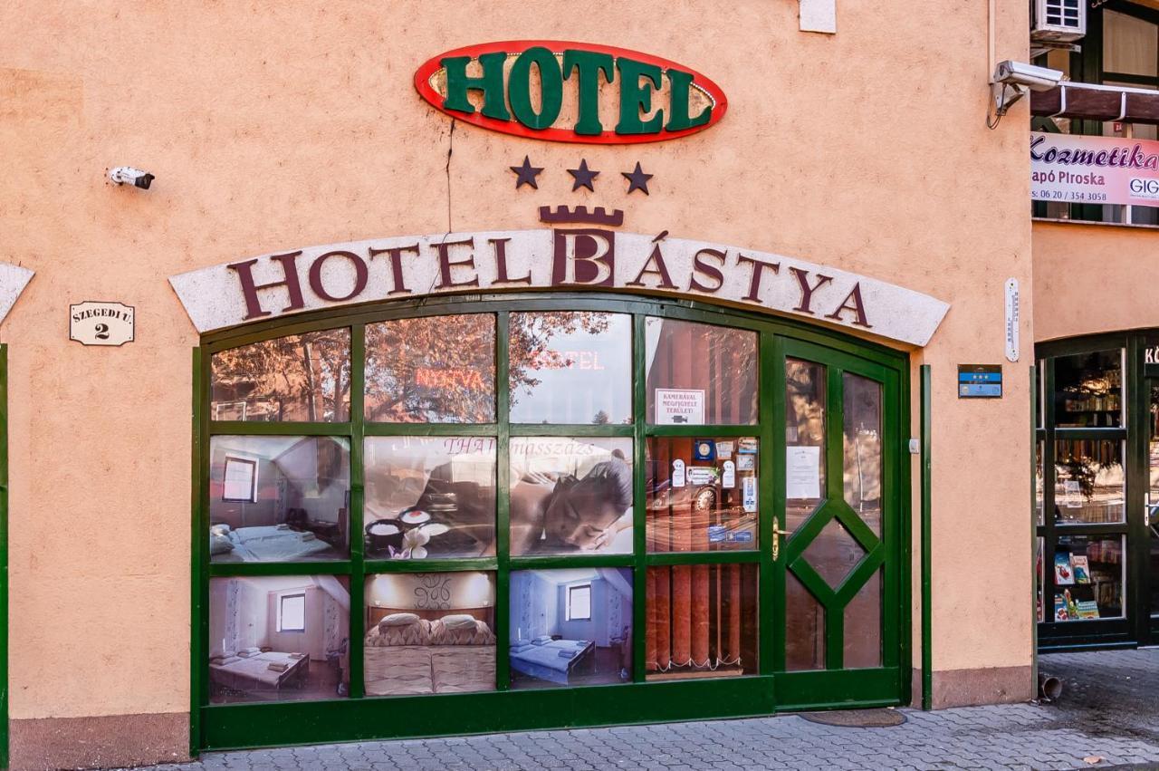 Bastya Hotel Mako Luaran gambar
