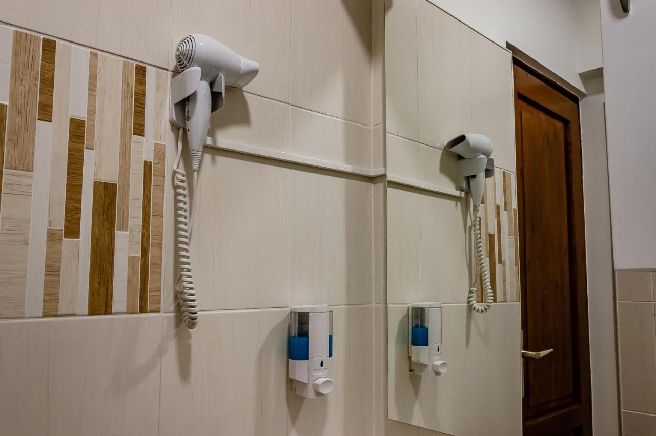 Bastya Hotel Mako Luaran gambar